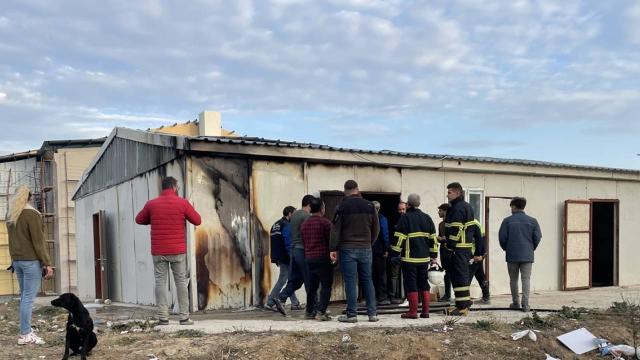Kırklareli'nde işçilerinin kaldığı konteynerde yangın çıktı