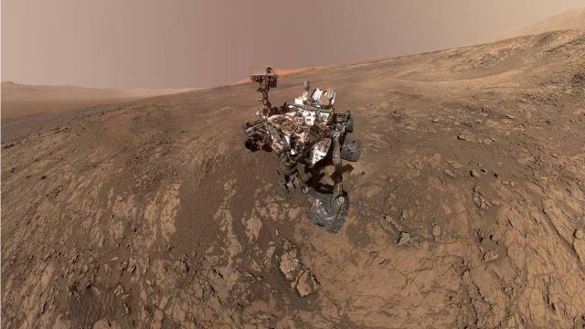NASA'nın uzay aracı Curiosity, Mars'ta kurumuş göl izlerine rastladı