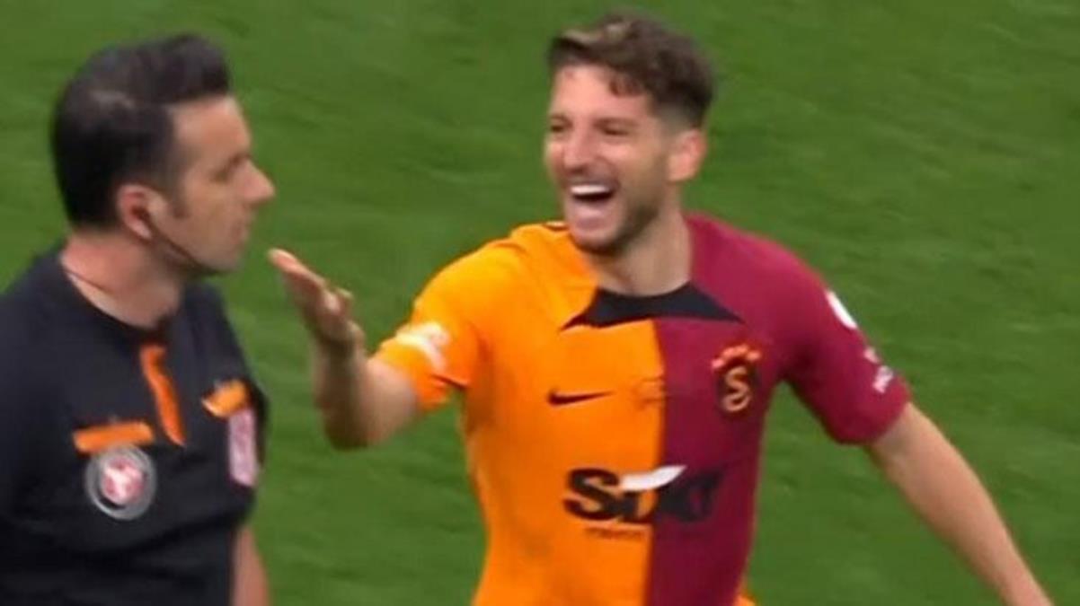 Galatasaray taraftarı isyanda! 2 gol iptal, 2 penaltı durumu için devam