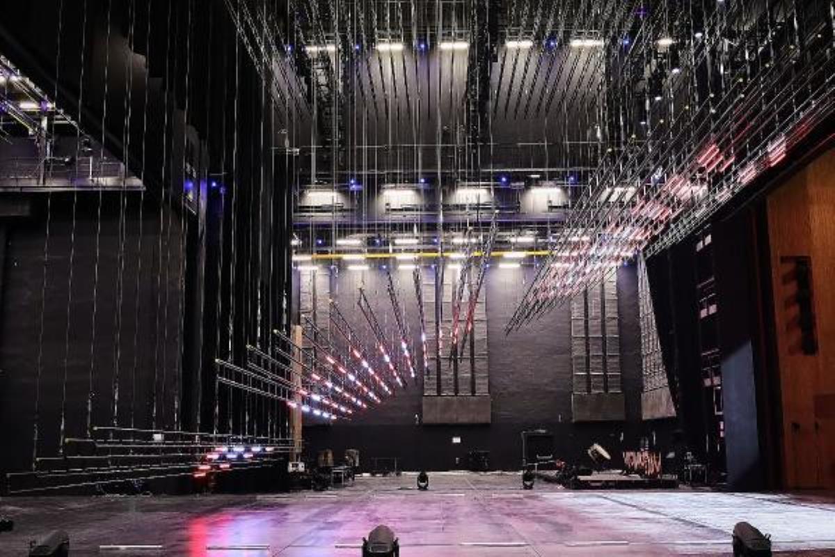 AKM'nin dev küresi Türk Telekom Opera Salonu'nun sahne teknolojisi tanıtıldı