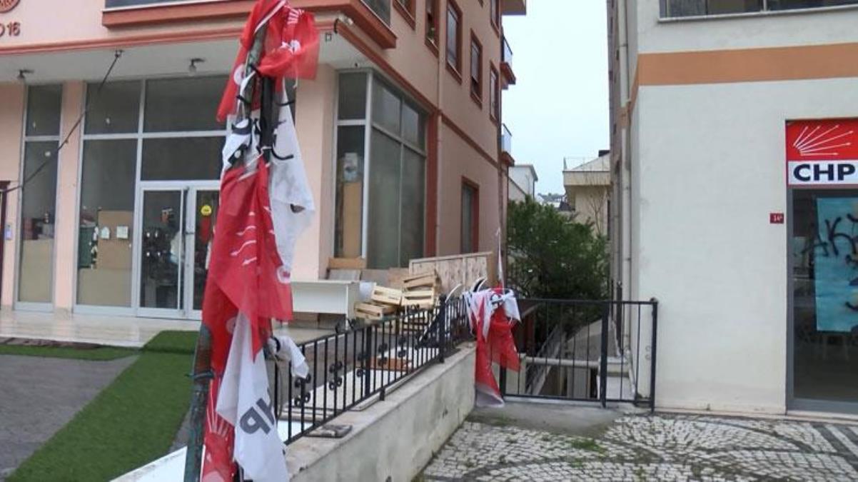 Ataşehir'deki CHP Seçim İrtibat Ofisi'ne taarruza ait 6 kuşkulu yakalandı