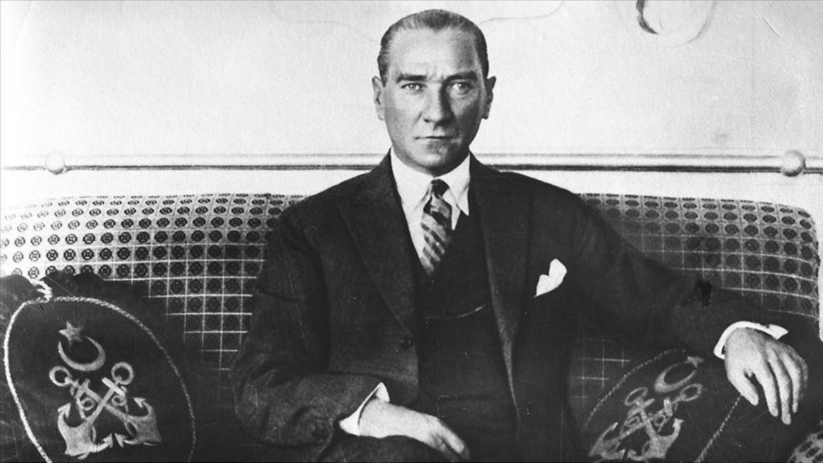 Atatürk periyodunda kurulan partiler nelerdir? Atatürk devrinde kurulan siyasi partiler hangileri?