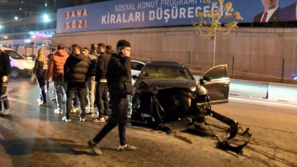 Kadıköy D-100'de Zincirleme Kaza: 2 Kişi Yaralandı