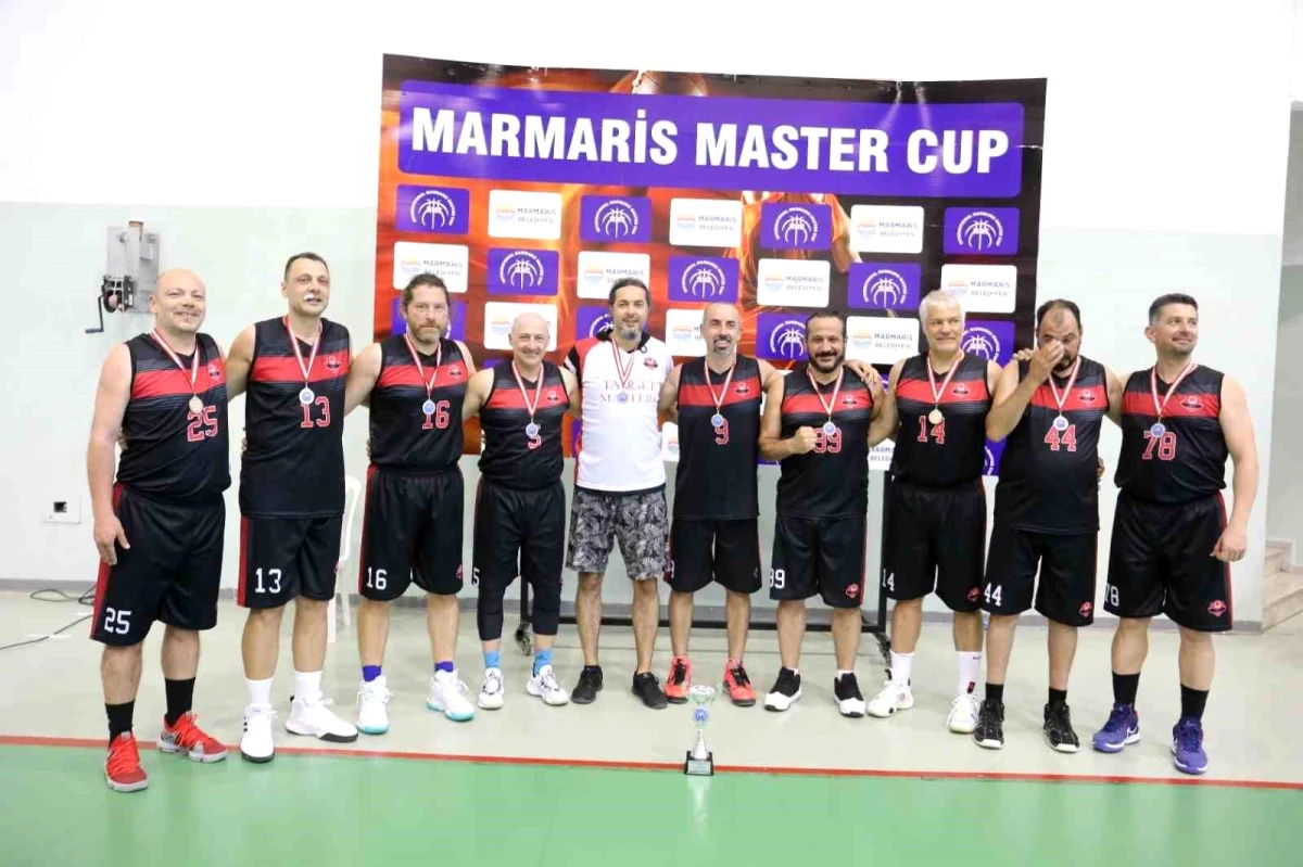 Master basketbolcular altıncı sefer Marmaris'te