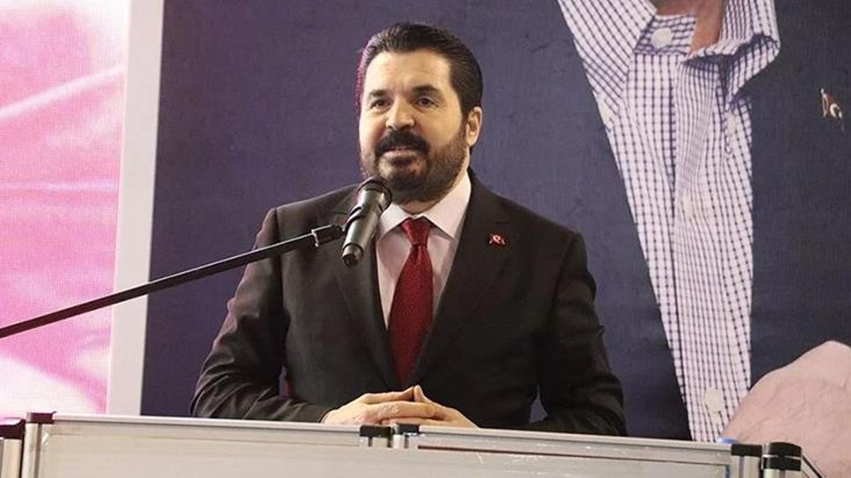 Milletvekilliği için belediye başkanlığından istifa eden Savcı Sayan Meclis'e gidemiyor