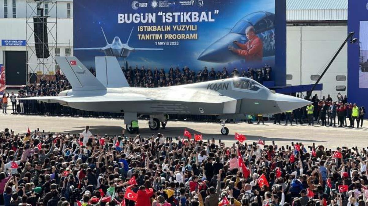 Son Dakika! Cumhurbaşkanı Erdoğan: Yerli savaş uçağımızın ismi Kaan, ülkemize güzel olsun