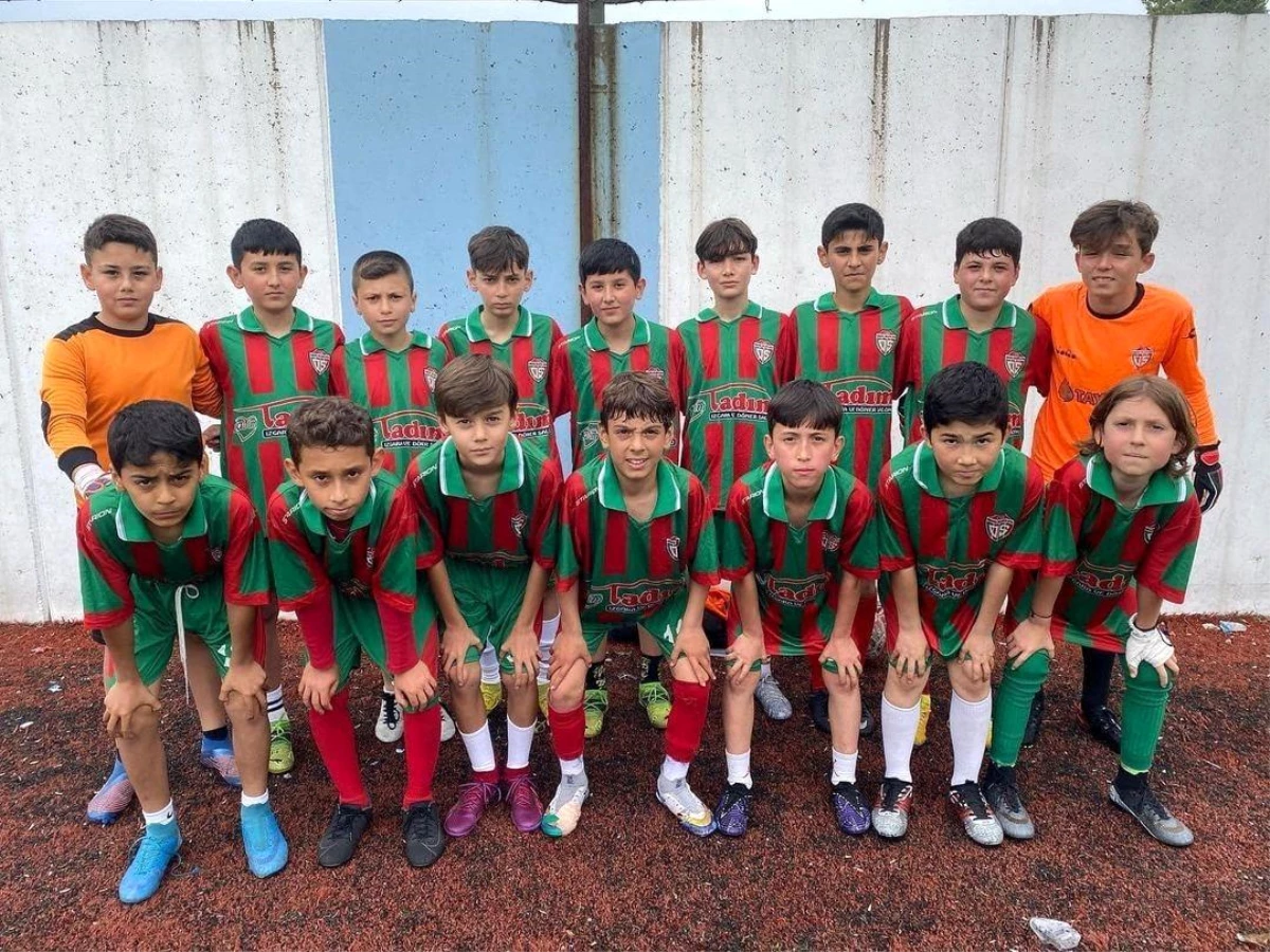 U-12 Cup Futbol Turnuvası'na davet edildiler
