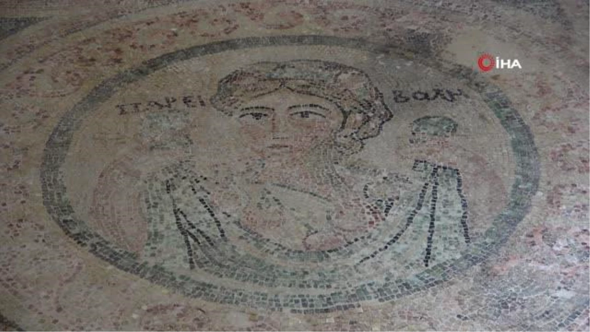 Amasya'da bin 700 yıllık 'mozaik' sergilenmeye başlandı