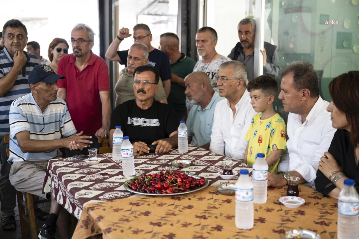 Mersin Büyükşehir Belediye Lideri Seçer, Bayram Münasebetiyle Mezitli Halkıyla Bir Ortaya Geldi