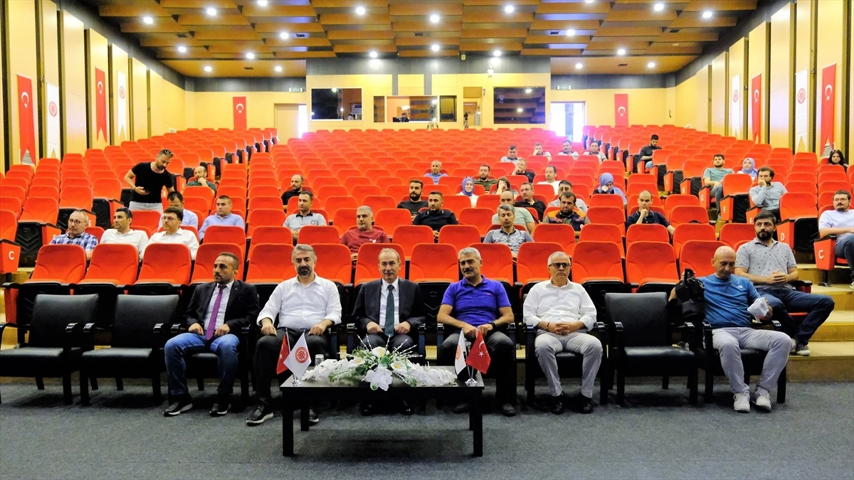 Sivas Cumhuriyet Üniversitesi Arama ve Kurtarma Ünitesi Kurdu