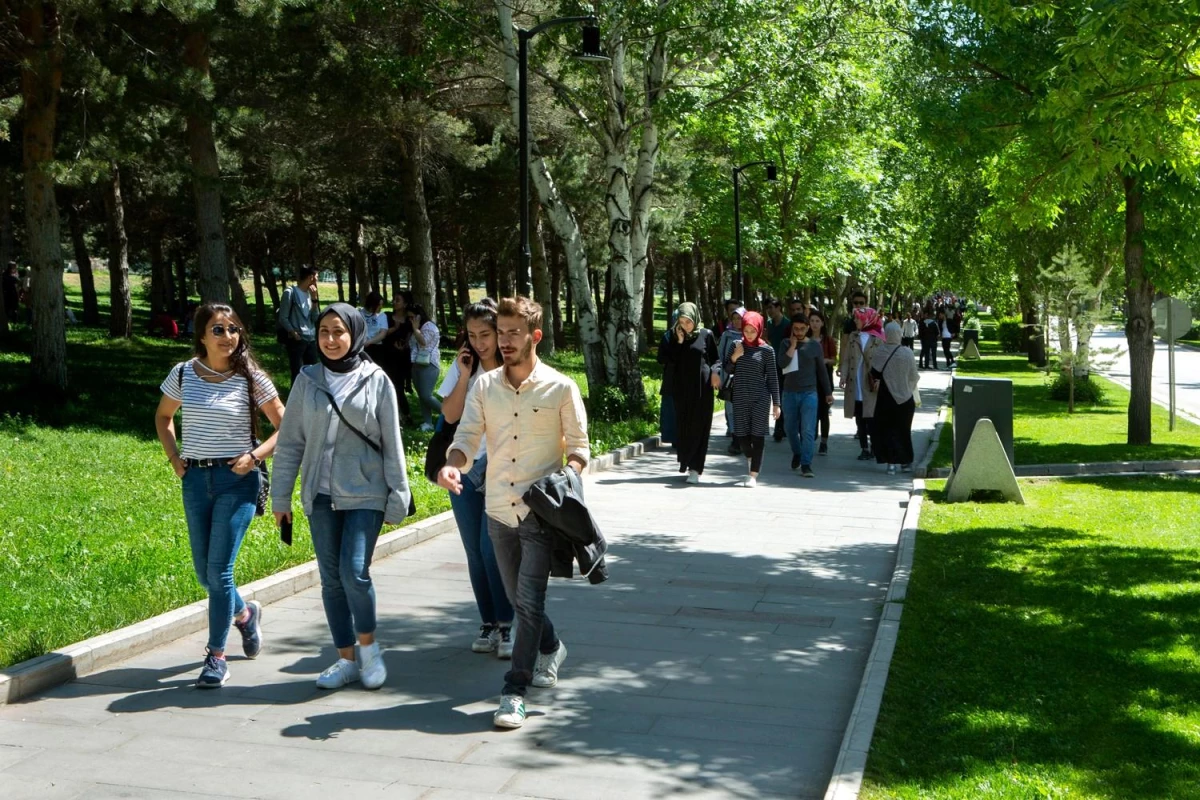 Atatürk Üniversitesi Yaz Okulu Kayıtları Tamamlandı