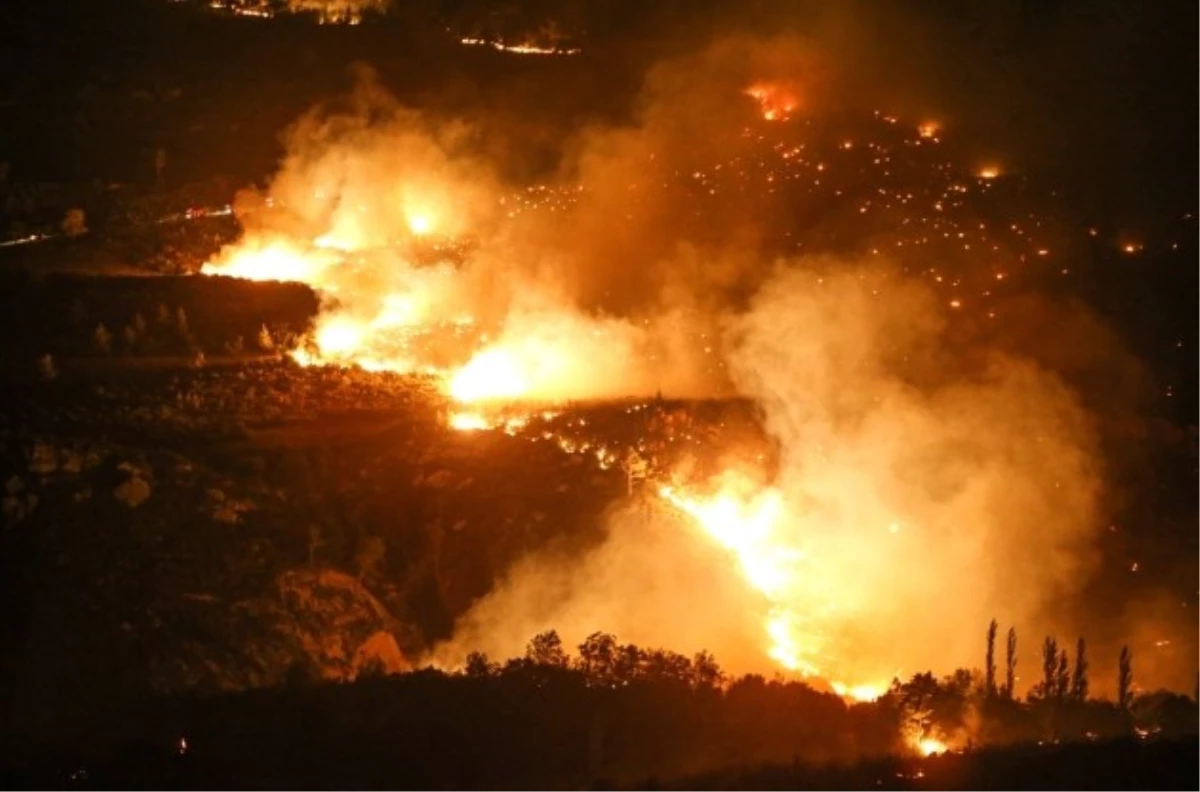 Ayvalık yangın SON DAKİKA! Ayvalık orman yangını son durum nedir? Ayvalık'taki yangın söndürüldü mü?