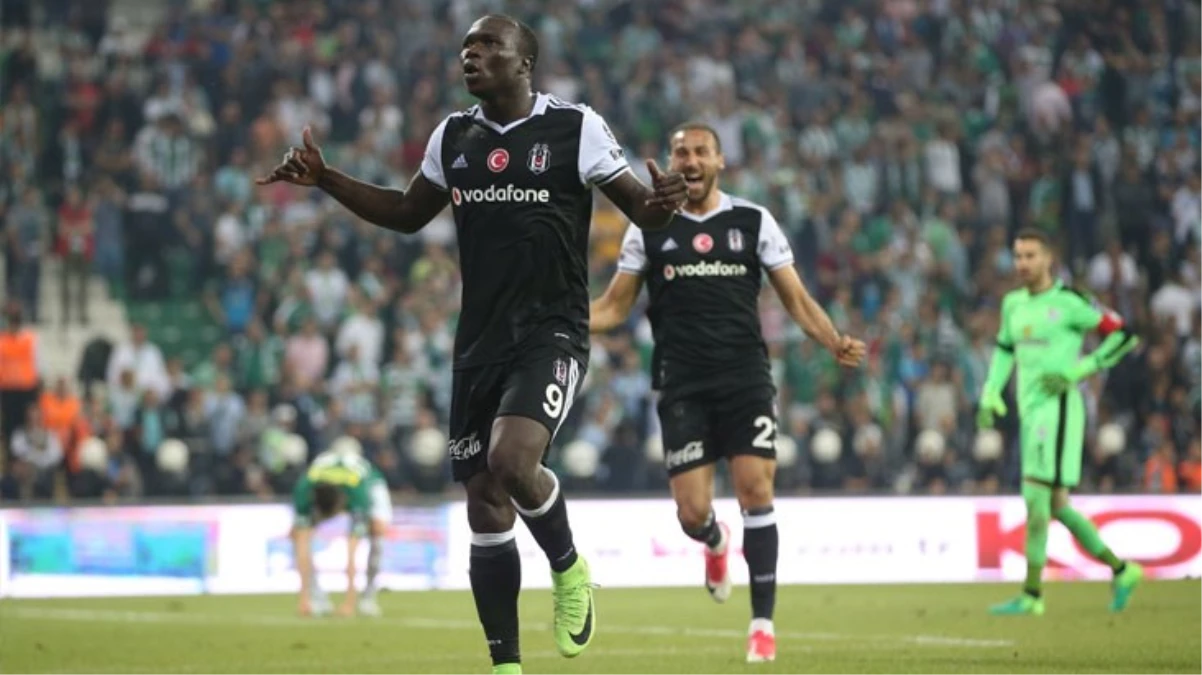 Beşiktaş, çeşidi geçmesi halinde Avrupa Konferans Ligi 3. ön eleme çeşidinde Neftçi Bakü-Zeljeznicar eşleşmesinin galibiyle oynayacak