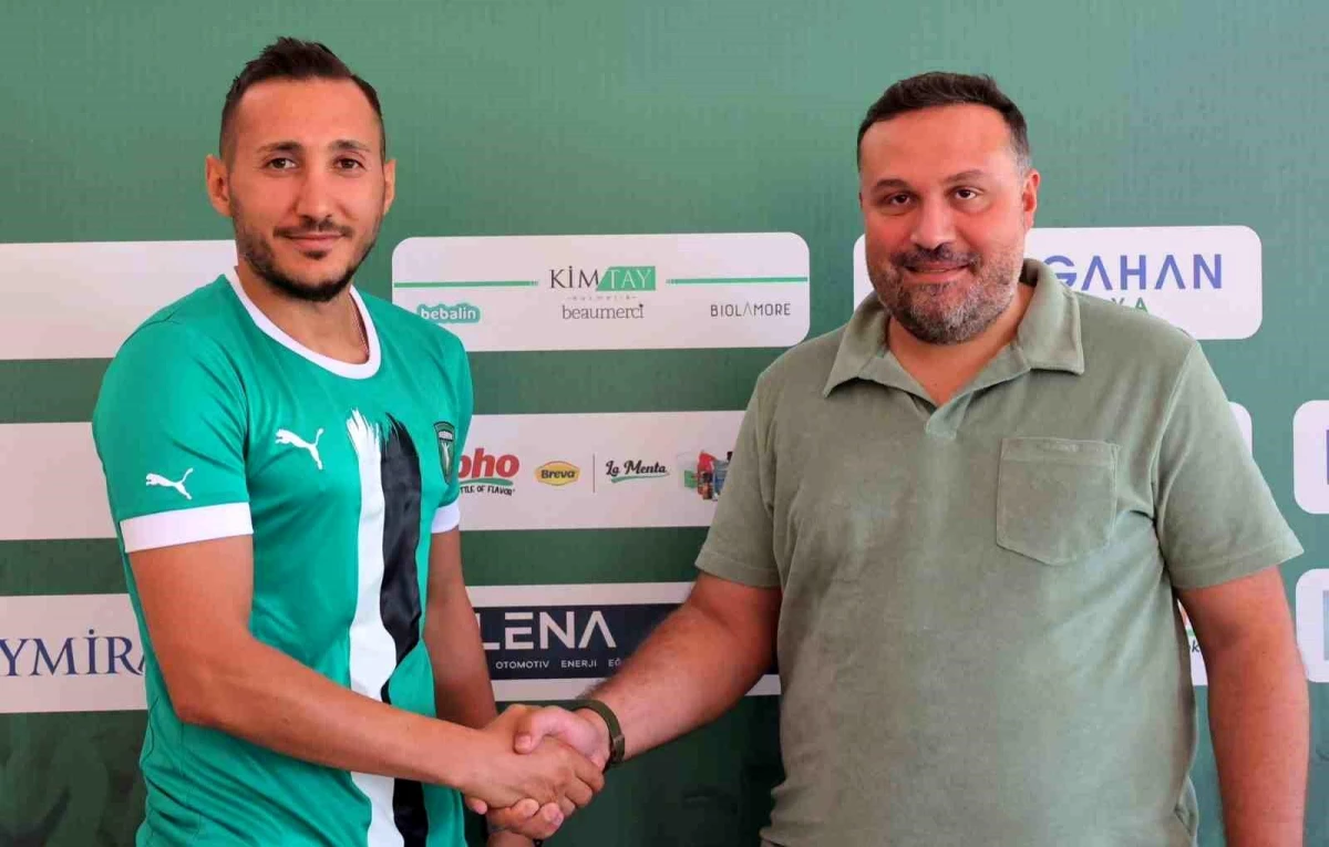 Efeler 09 Spor Futbol Kulübü, ekip kaptanı Sabutay Alper Bayülken ile anlaştı