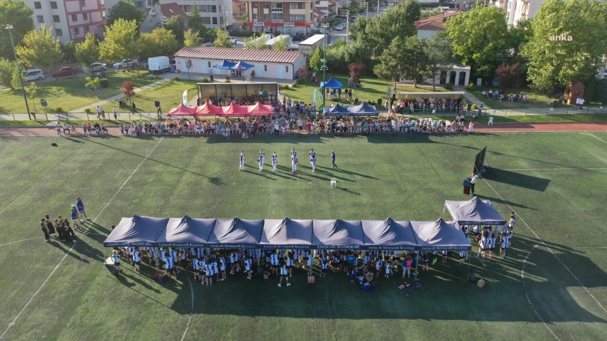 Eskişehir Büyükşehir Belediyesi Yaz Spor Okulları Kapanış Merasimiyle Dönemi Tamamladı