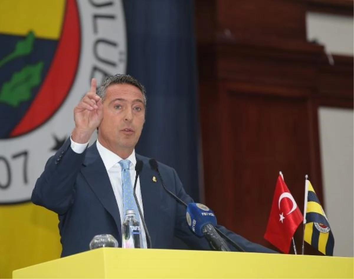 Fenerbahçe Kulübü Lideri Ali Koç, topluluğa birlik ve beraberlik davetinde bulundu