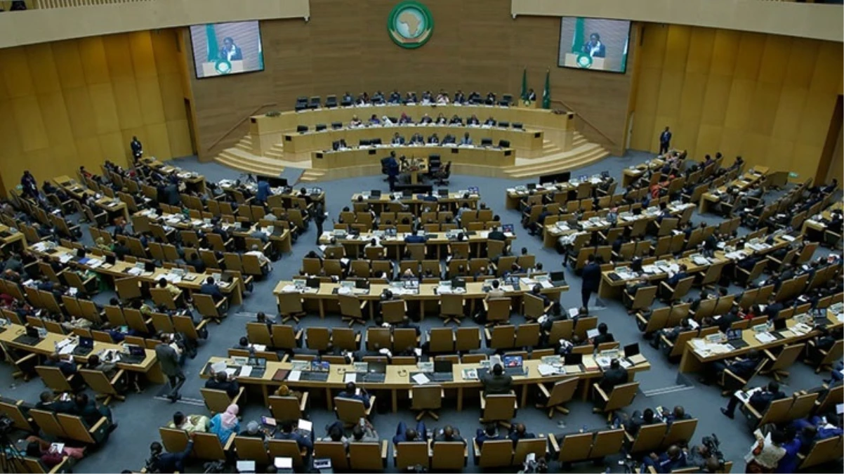 Afrika Birliği, darbeden 1 gün sonra Gabon'un üyeliğini askıya aldı
