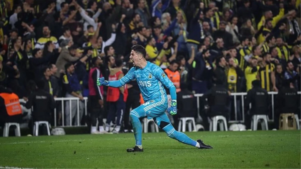 Altay Bayındır, Premier Lig devinin formasını giyiyor! Fenerbahçe, 7 milyon euroya yakın para kazanacak