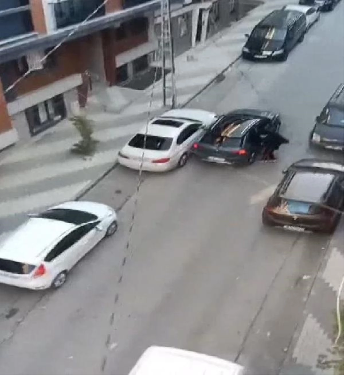 Arnavutköy'de Araba Hırsızlığı