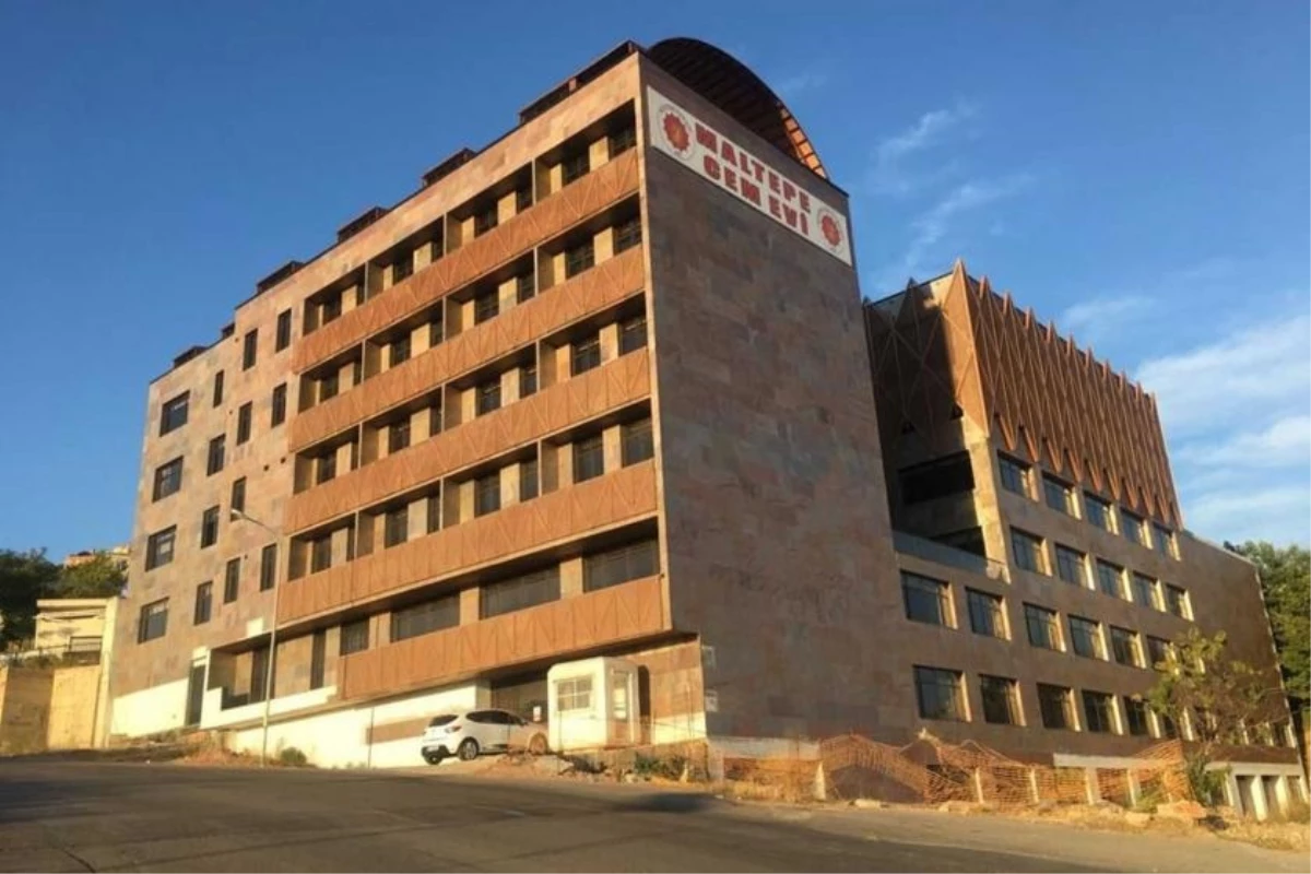 CHP'li Maltepe Belediyesi'nin açtığı davayı kaybeden cemevinin banka hesaplarına el konuldu