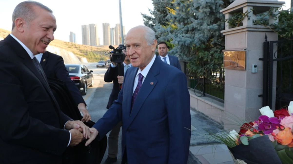 Cumhurbaşkanı Erdoğan ile Bahçeli ortasında sürpriz görüşme