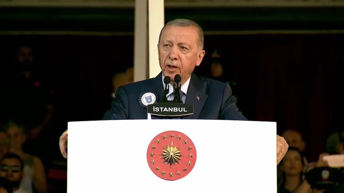 Erdoğan: Kendi Köhne Dünyalarını Ülkenin ve Yer Kürenin Yegane Gerçeği Sananlar En Büyük Ziyanı Milletimizin Türkiye Yüzyılı Ülküsüne Veriyor.
