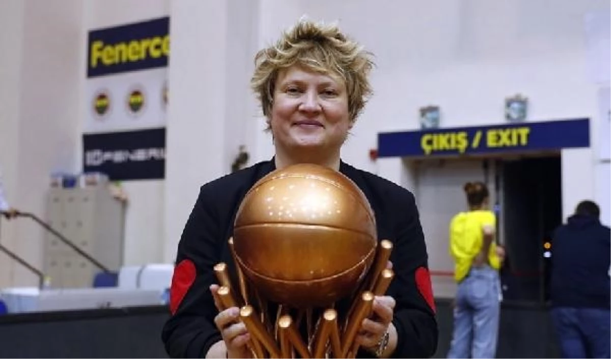 Fenerbahçe Bayan Basketbol Ekibi Başantrenörü Marina Maljkovic ile Yollarını Ayırdı
