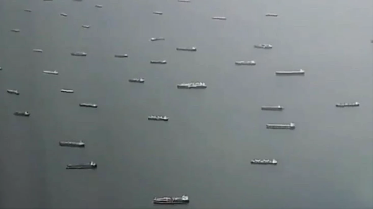 Global ticarette tehlike çanları çalıyor! Kuraklık Panama Kanalı'nı vurdu, gemiler körfeze demir attı