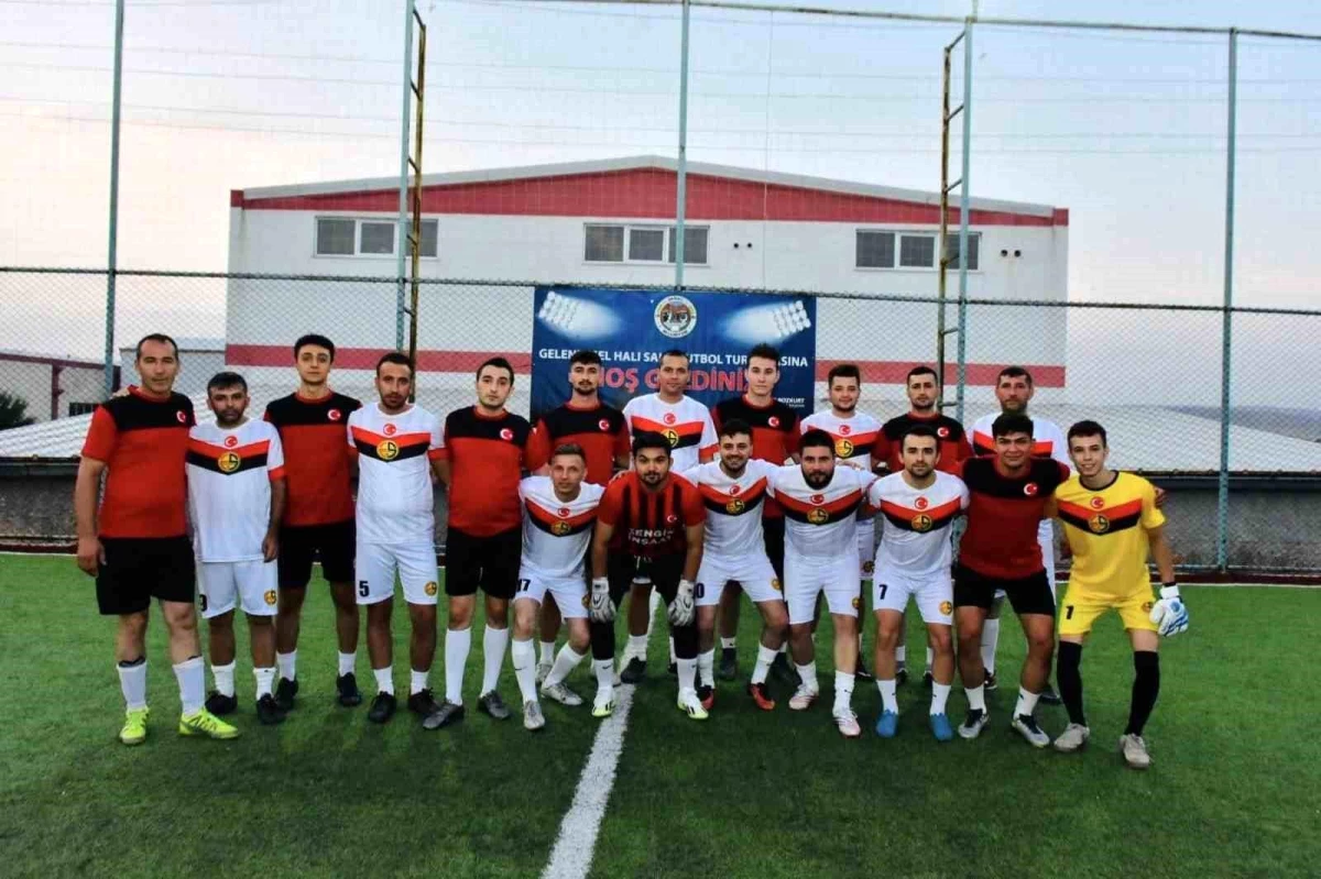 İnönü Belediyesi Klasik Halı Saha Futbol Turnuvası Devam Ediyor