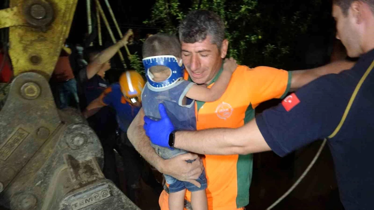 Isparta'da 2 yaşındaki çocuk sondaj kuyusundan kurtarıldı