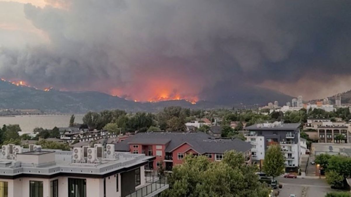 Kanada'da orman yangınları söndürülemiyor! 20 bin nüfuslu kent için tahliye buyruğu verdiler