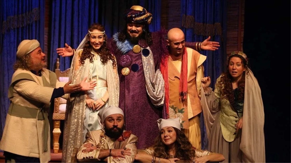 Klasik Türk tiyatrosu çeşitleri ve özellikleri neler?