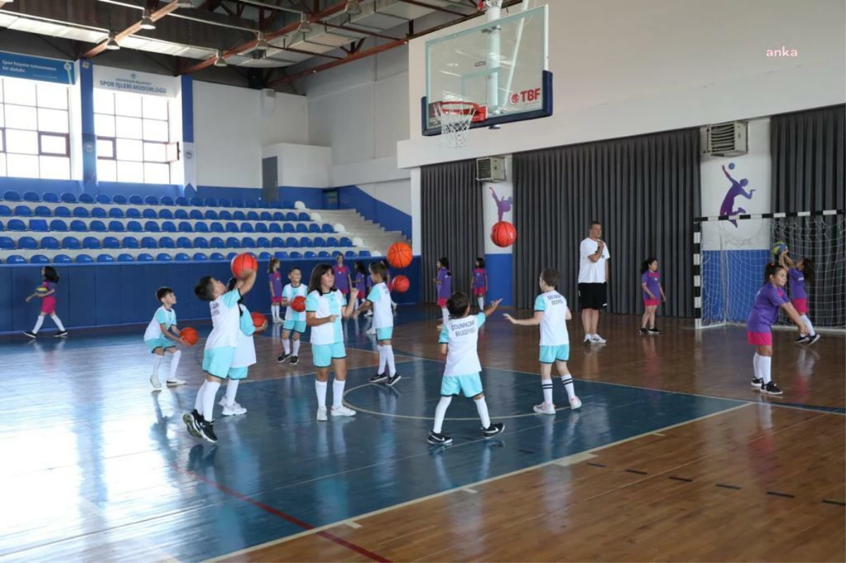 Odunpazarı Belediyesi Yaz Spor Okulları'nda 1000 Çocuk Spor Yapıyor
