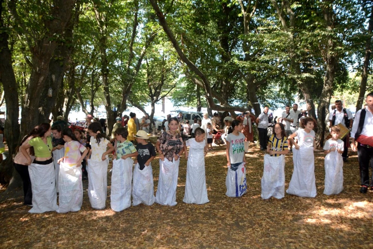 Sinop'ta Zafer Bayramı kutlamaları için özel öğrenci ve ailelerine piknik programı düzenlendi
