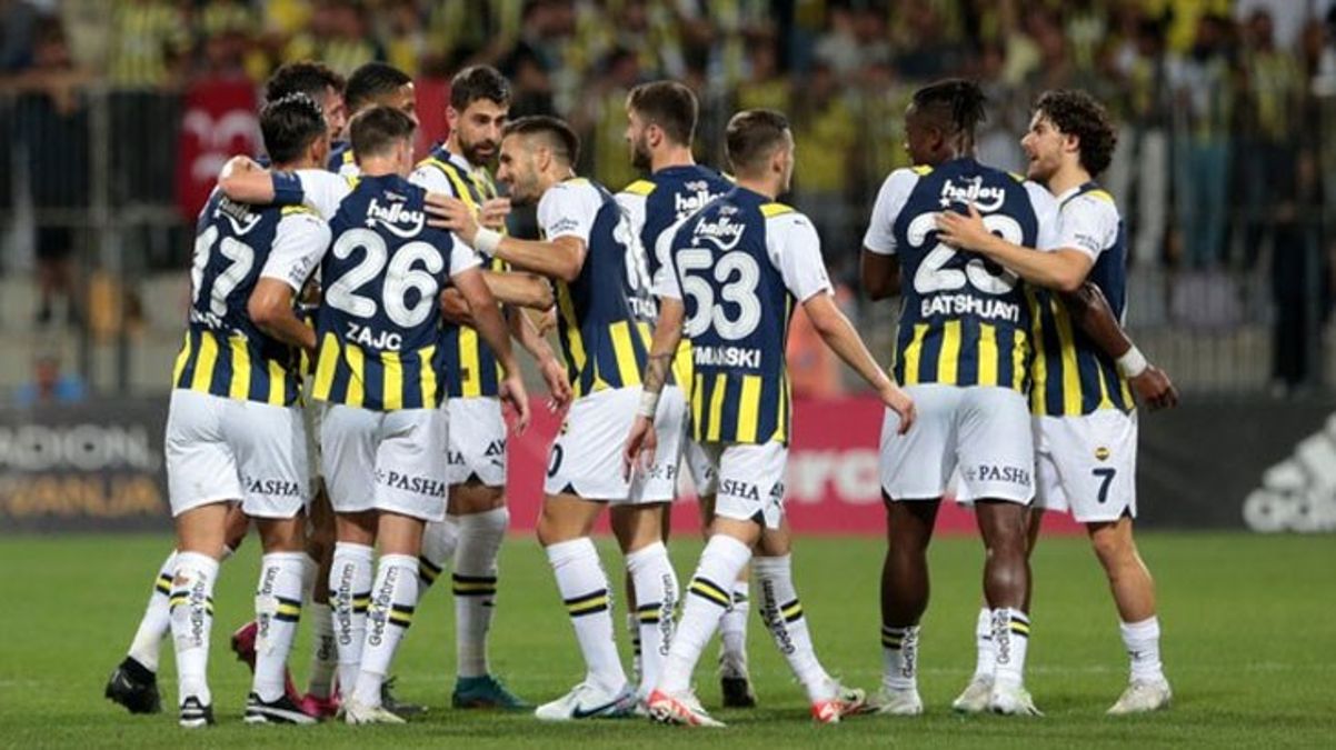 Son Dakika: Konferans Ligi'nde Mariboru farklı geçerek eleyen Fenerbahçe, play-off'ta Twente'nin rakibi oldu