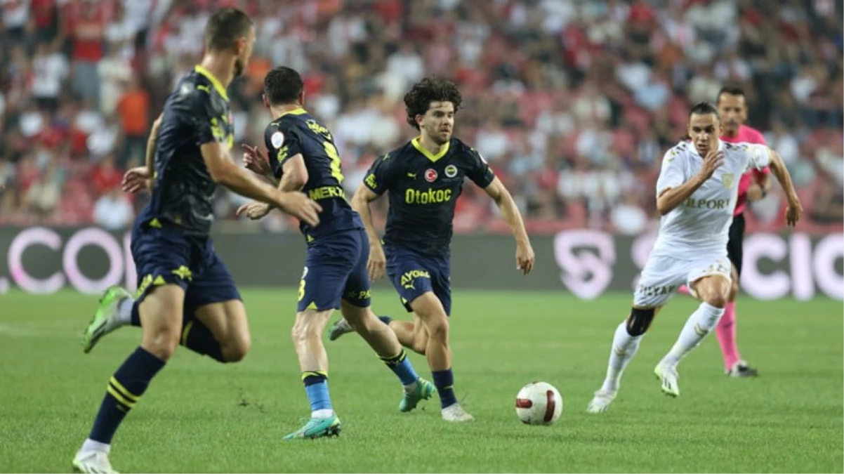 Son Dakika: Muhteşem Lig'in 2. haftasında Fenerbahçe deplasmanda Samsunspor'u 2-0 mağlup etti