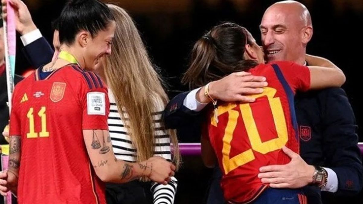 Yansıların arkası ardı kesilmiyor! İspanya Bayan Ulusal Futbol Ekibi maçlara çıkmama kararı aldı