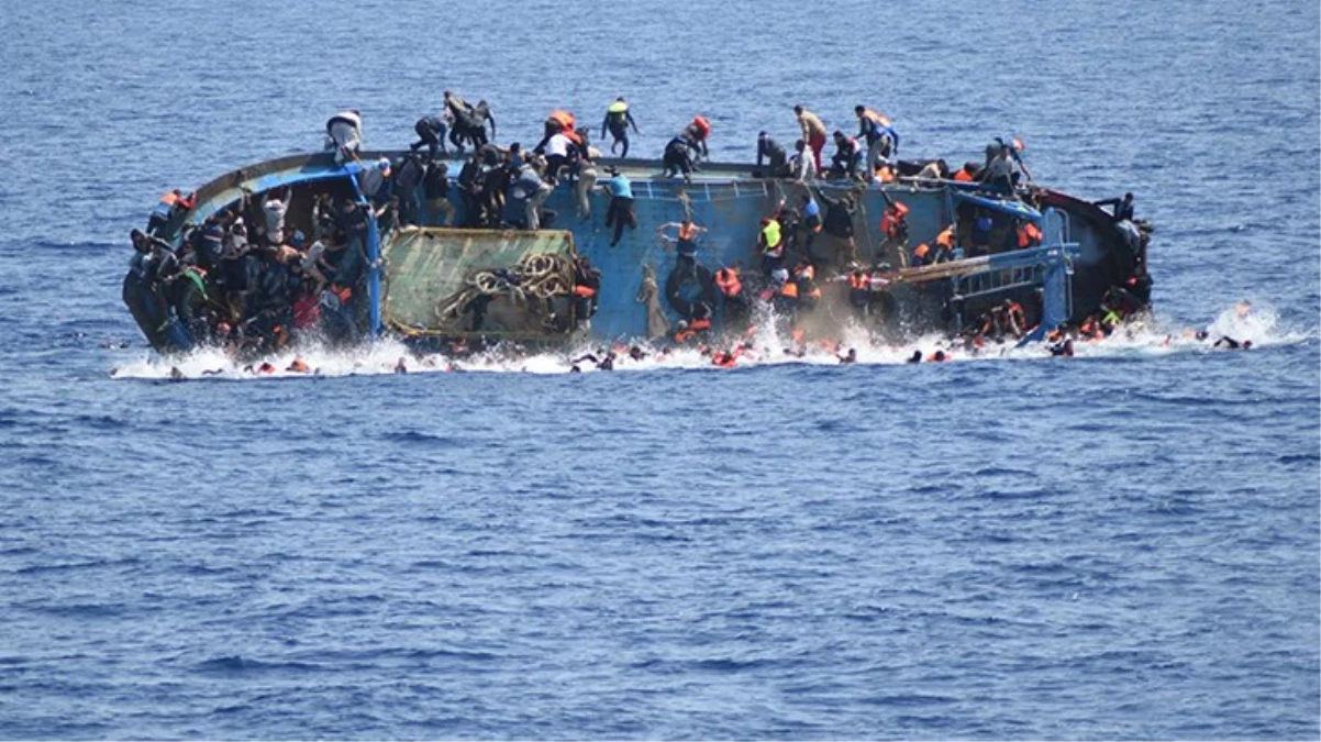 Yeşil Burun Adaları'nda göçmen teknesi alabora oldu: 63 meyyit