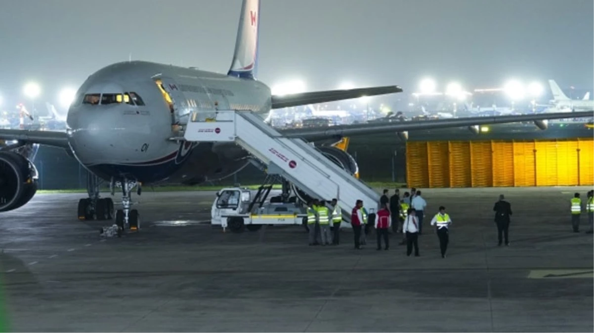 Kanada Başbakanı Trudeau'nun uçağı bozuldu, G20 Tepesi için geldiği Hindistan'da mahsur kaldı
