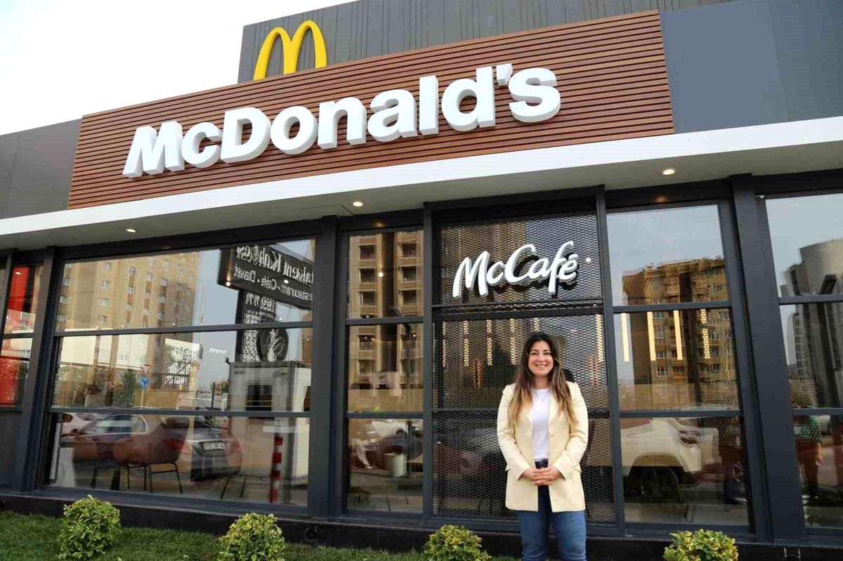 McDonald's, Hollywood sinemalarındaki sahneleriyle özel bir reklam kampanyası düzenliyor