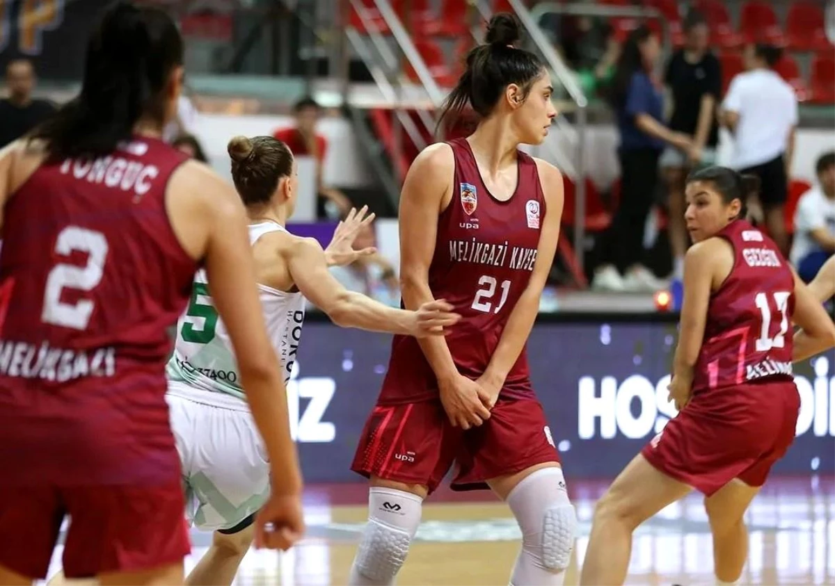 Melikgazi Kayseri Basketbol, Erciyes Cup Turnuvası'nda galip geldi